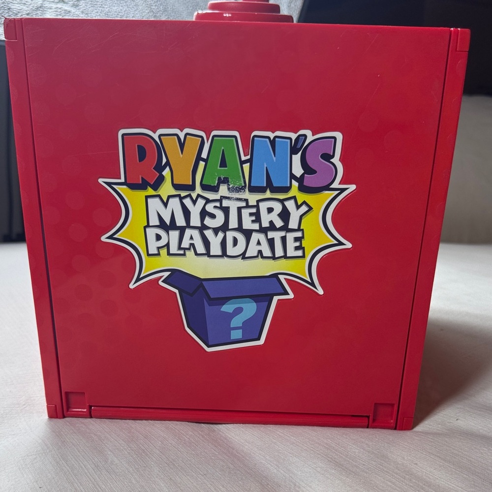 Ryan's Mystery Playdate Ultra Mystery Box Red Toy Playset Ryan's World